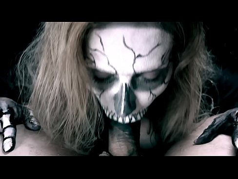 ❤️ Tfajla tad-dimostrazzjoni terda vit b'ħalqha iswed u tibla' cum. ️ Porno fil-porn mt.pornhills-com.ru